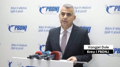 Rivendosja e tabelave në Finiq, PBDNJ: Qëndrime hiene, gjuhë urrejtje, pesë pyetje Ramës