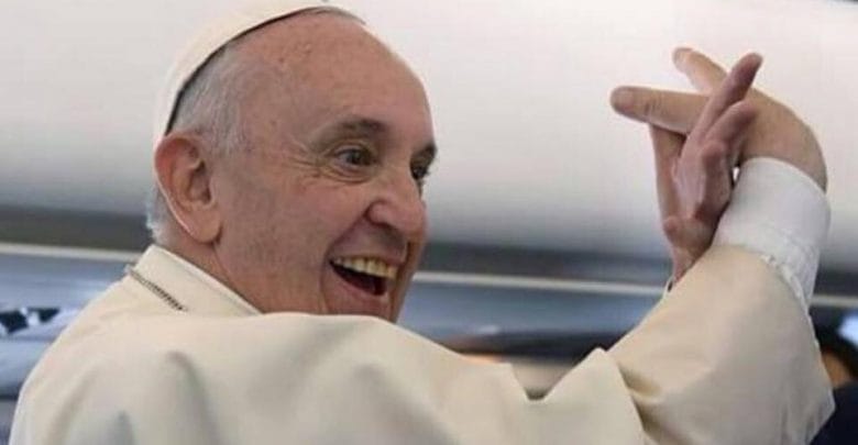 Papa Françesku po e shqyrton mundësinë që të vijë në Kosovë Papa Françesku po e shqyrton mundësinë që të vijë në Kosovë