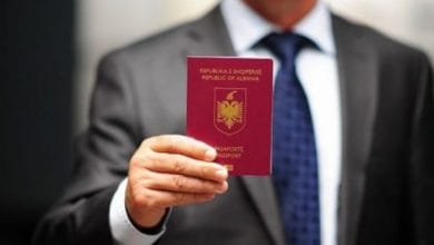 A jemi një?/ Shqiptarët e Kosovës kërkojnë të pajisen me shtetësi shqiptare A jemi një?/ Shqiptarët e Kosovës kërkojnë të pajisen me shtetësi shqiptare