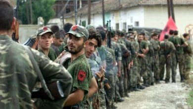 Deklarata e fortë e ish-gjeneralit: Ministri shqiptar nuk dha armë për UÇK-në Deklarata e fortë e ish-gjeneralit: Ministri shqiptar nuk dha armë për UÇK-në