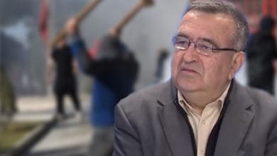 Klosi: SHBA i di të korruptuarit e inkriminuarit! Ka dosje për politikanët, ja pse nuk ia fërshëllejnë Berishës
