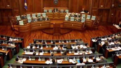 Votohet rezoluta për gjenocidin serb në Kosovë Votohet rezoluta për gjenocidin serb në Kosovë