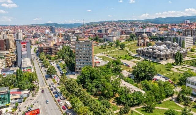 Blogerja australiane: Prishtina, një qytet ku do të dëshironi të qëndroni! Blogerja australiane: Prishtina, një qytet ku do të dëshironi të qëndroni!