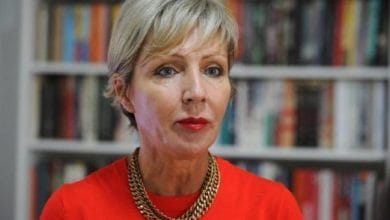 Më e djallëzuar se Vuçiqi, ekspertja serbe këshillon Serbinë ta fus Veriun e Kosovës në Kushtetutë Më e djallëzuar se Vuçiqi, ekspertja serbe këshillon Serbinë ta fus Veriun e Kosovës në Kushtetutë