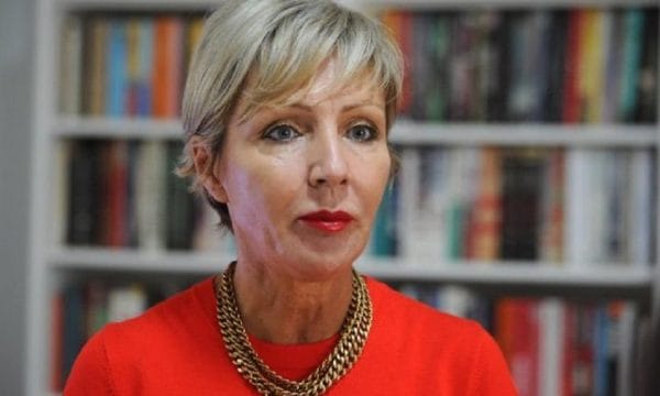 Më e djallëzuar se Vuçiqi, ekspertja serbe këshillon Serbinë ta fus Veriun e Kosovës në Kushtetutë Më e djallëzuar se Vuçiqi, ekspertja serbe këshillon Serbinë ta fus Veriun e Kosovës në Kushtetutë