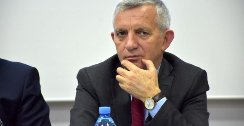 “Ndërrimi i qeverive ka penguar zbatimin e marrëveshjeve”, Minxhozi: Bashkëpunimi Rama-Kurti do të thellohet “Ndërrimi i qeverive ka penguar zbatimin e marrëveshjeve”, Minxhozi: Bashkëpunimi Rama-Kurti do të thellohet