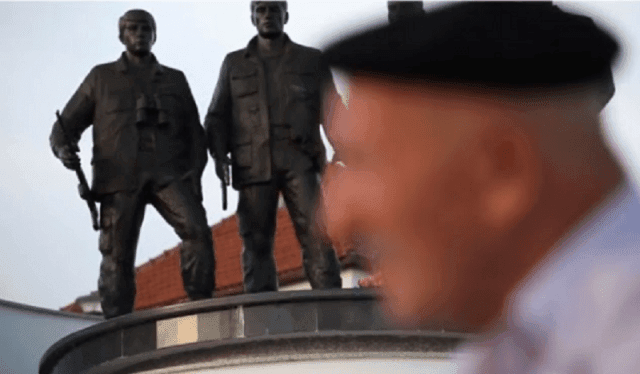 Regjisori amerikan dokumentar për Zahir Pajazitin (VIDEO) Regjisori amerikan dokumentar për Zahir Pajazitin (VIDEO)