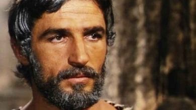 Bekim Fehmiu kërkoi të luajë filmin e Skënderbeut, por roli iu refuzua për arsye ideologjike Bekim Fehmiu kërkoi të luajë filmin e Skënderbeut, por roli iu refuzua për arsye ideologjike