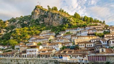 Europianët me sytë nga Berati: Qyteti i bardhë, më i bukuri në Shqipëri! Europianët me sytë nga Berati: Qyteti i bardhë, më i bukuri në Shqipëri!