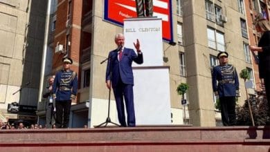 Sekretari i Clintonit: Udhëtimi në Kosovë, më i miri që kam pasur ndonjëherë Sekretari i Clintonit: Udhëtimi në Kosovë, më i miri që kam pasur ndonjëherë