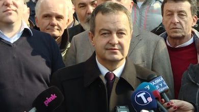 Daçiç: Kurrë nuk do vendosim sanksione ndaj Rusisë! Duam Kosovën, jo NATO dhe BE Daçiç: Kurrë nuk do vendosim sanksione ndaj Rusisë! Duam Kosovën, jo NATO dhe BE