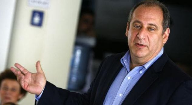 Philips: Përderisa Serbia nuk pranon Kosovën, taksat janë të arsyeshme dhe duhet të jenë në fuqi Philips: Përderisa Serbia nuk pranon Kosovën, taksat janë të arsyeshme dhe duhet të jenë në fuqi