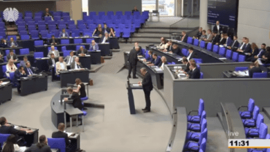 Deputeti gjerman e pëson pasi flet keq për UÇK-në
