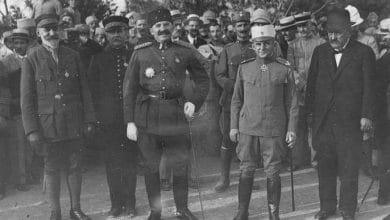 Esad Pashë Toptani, shqiptari i njëmijë e një akuzave