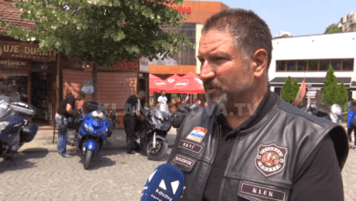 Veteranët kroatë vijnë të falënderojn shqiptarët: Kroatët dhe shqiptarët janë vëllezër (VIDEO) Veteranët kroatë vijnë të falënderojn shqiptarët: Kroatët dhe shqiptarët janë vëllezër (VIDEO)