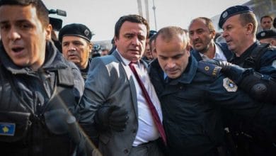 “S’jam kundër popullit serb, Serbia është kundër nesh” “S’jam kundër popullit serb, Serbia është kundër nesh”