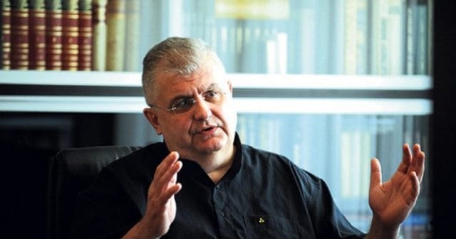 Ish politikani serb: Beogradi nuk do marrëveshje me Prishtinën. Perëndimi po e toleron për ta shkëputur nga ndikimi rus Ish politikani serb: Beogradi nuk do marrëveshje me Prishtinën. Perëndimi po e toleron për ta shkëputur nga ndikimi rus