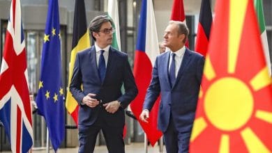 Pendarovski i frikësuar: Na shkëpusni nga Shqipëria! Pendarovski i frikësuar: Na shkëpusni nga Shqipëria!
