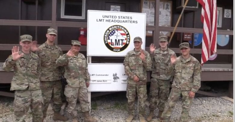 Flasin ushtarët amerikanë që shërbyen në Kosovë, të lumtur dhe krenarë për misionin e tyre (VIDEO) Flasin ushtarët amerikanë që shërbyen në Kosovë, të lumtur dhe krenarë për misionin e tyre (VIDEO)