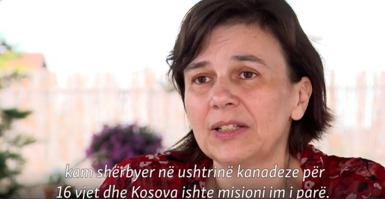 Rrëfimi i ushtares kanadeze që ndihmoi fëmijët kosovarë gjatë luftës (VIDEO) Rrëfimi i ushtares kanadeze që ndihmoi fëmijët kosovarë gjatë luftës (VIDEO)