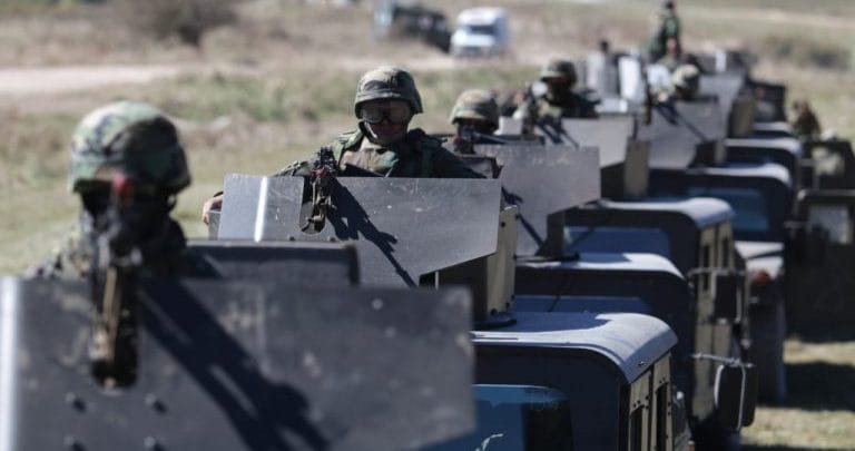 Shqipëria dërgon trupa shtesë në Kosovë Shqipëria dërgon trupa shtesë në Kosovë
