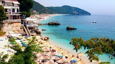 Destinacioni i parë i grekëve për pushime është… Shqipëria Destinacioni i parë i grekëve për pushime është… Shqipëria