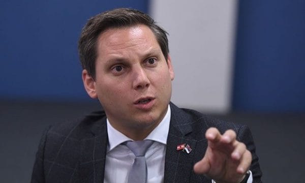 Socialdemokratët e Austrisë: Pa u hequr taksa, s’ka zgjidhje për problemin Kosovë-Serbi Socialdemokratët e Austrisë: Pa u hequr taksa, s’ka zgjidhje për problemin Kosovë-Serbi