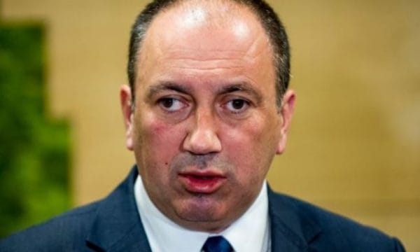 Ministri i Bosnjës: Kosova i dha goditje gjithë rajonit Ministri i Bosnjës: Kosova i dha goditje gjithë rajonit