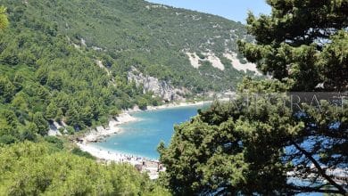 Ishulli i Sazanit, postblloku turistik i Vlorës