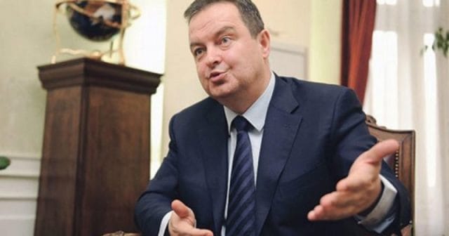Daçiç reagon pas nisjes së hetimit nga FIFA për incidentin në Katar: Serbia është vend i njohur ndërkombëtarisht, me Kosovën pjesë të saj