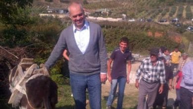 Kush e bëri Edi Ramën perandor?