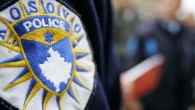 Arrestohen dy serbë në Kosovë, dyshohen si spiunë Arrestohen dy serbë në Kosovë, dyshohen si spiunë