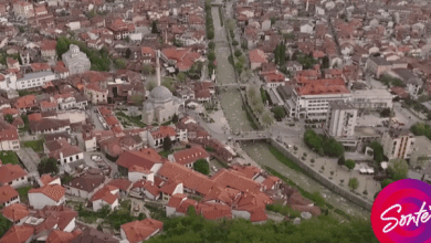 “Kom fluturu n’Prizren, n’ma t’bukrin ven” “Kom fluturu n’Prizren, n’ma t’bukrin ven”