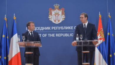 Vucic si zakonisht: I kërkon ndihmë Macronit për Kosovën Vucic si zakonisht: I kërkon ndihmë Macronit për Kosovën