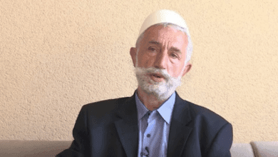 63 vjeçari nga Vushtrria tregon si i ka pajtuar mbi 1 mijë familje (VIDEO) 63 vjeçari nga Vushtrria tregon si i ka pajtuar mbi 1 mijë familje (VIDEO)