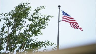 Ambasada e SHBA-së lëshon alarm sigurie për qytetarët e saj në Kosovë