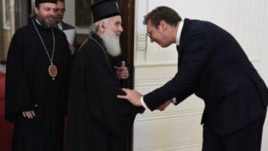 Vuciq i qahet patriarkut serb: “Sa herë po takohemi, situata në Kosovë vetëm sa po komplikohet” Vuciq i qahet patriarkut serb: “Sa herë po takohemi, situata në Kosovë vetëm sa po komplikohet”