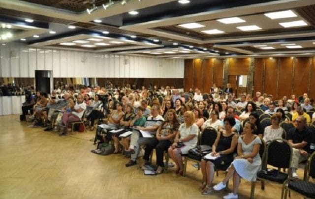 Seminari me Mësuesit/et e Gjuhës shqipe dhe të kulturës shqiptare në diasporë “Prizreni 2019” Seminari me Mësuesit/et e Gjuhës shqipe dhe të kulturës shqiptare në diasporë “Prizreni 2019”