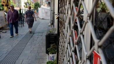 Tensione në veri, biznesmenët serbë kërcënojnë Kosovën