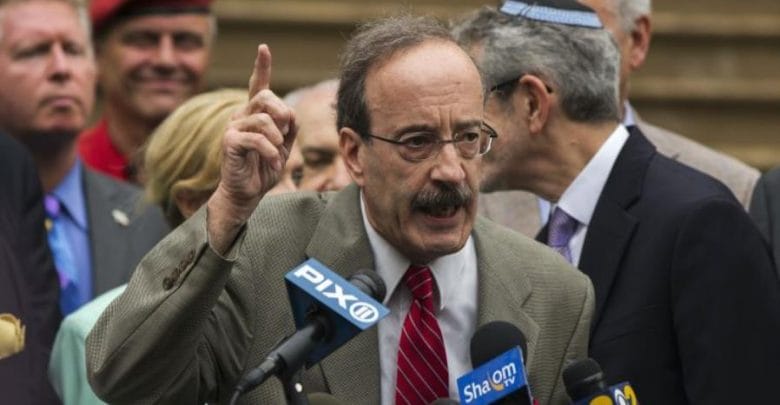Ç’ka po paralajmëron Eliot Engel, për Kosovën? Ç’ka po paralajmëron Eliot Engel, për Kosovën?