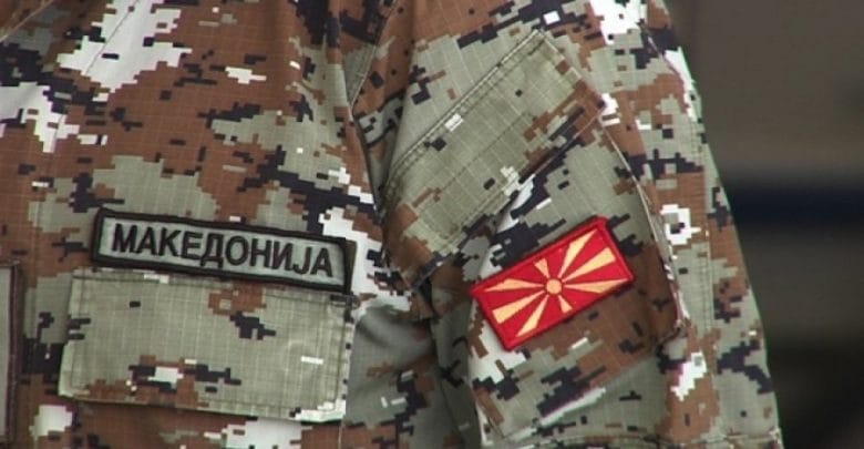 Për herë të parë një shqiptar komandant brigade në Maqedoni Për herë të parë një shqiptar komandant brigade në Maqedoni