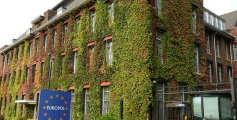 Pse u desh një gjykatë speciale për “krimet e luftës në Kosovë”? Pse u desh një gjykatë speciale për “krimet e luftës në Kosovë”?