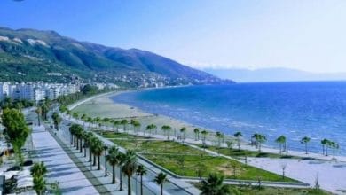 Vanity Fair: Pushimet e verës në Shqipëri, jo vetëm det i shkëlqyer por edhe… Vanity Fair: Pushimet e verës në Shqipëri, jo vetëm det i shkëlqyer por edhe…