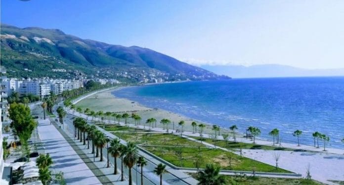 Lufta në Ukrainë godet turizmin / Operatorët në Vlorë e Durrës: Presim më pak vizitorë Lufta në Ukrainë godet turizmin / Operatorët në Vlorë e Durrës: Presim më pak vizitorë