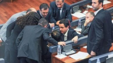 Qeveria e Kosovës në prag të shkarkimit? Qeveria e Kosovës në prag të shkarkimit?