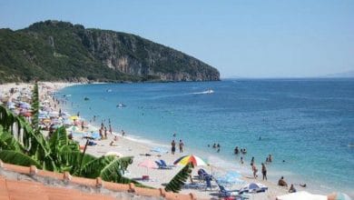 Turizmi në ‘koma’, Vathi: Kemi realizuar vetëm 3% të aktivitetit, humbjet i kalojnë mbi 1.5 mld euro Turizmi në ‘koma’, Vathi: Kemi realizuar vetëm 3% të aktivitetit, humbjet i kalojnë mbi 1.5 mld euro