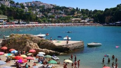 Pushuesit nga Kosova duhet të paguajnë taksë ditore tani e tutje në Ulqin Pushuesit nga Kosova duhet të paguajnë taksë ditore tani e tutje në Ulqin