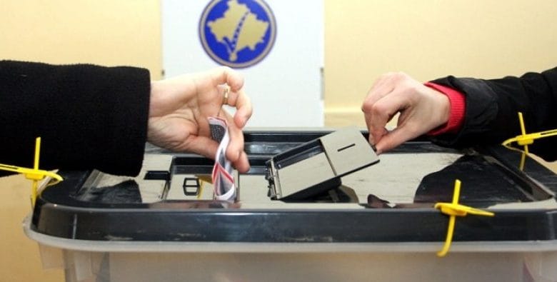 11 autobusë me serbë drejt Kosovës për të votuar, synohet fitorja e Listës Serbe 11 autobusë me serbë drejt Kosovës për të votuar, synohet fitorja e Listës Serbe