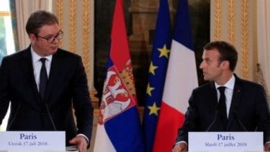 Beogradi shpreson heqjen e taksës pas vizitës së Macron Beogradi shpreson heqjen e taksës pas vizitës së Macron