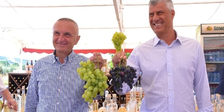 “Duhet të mësojmë e të shkëmbejmë më shumë mes dy vendeve”, mesazhi i Metës nga Kosova “Duhet të mësojmë e të shkëmbejmë më shumë mes dy vendeve”, mesazhi i Metës nga Kosova